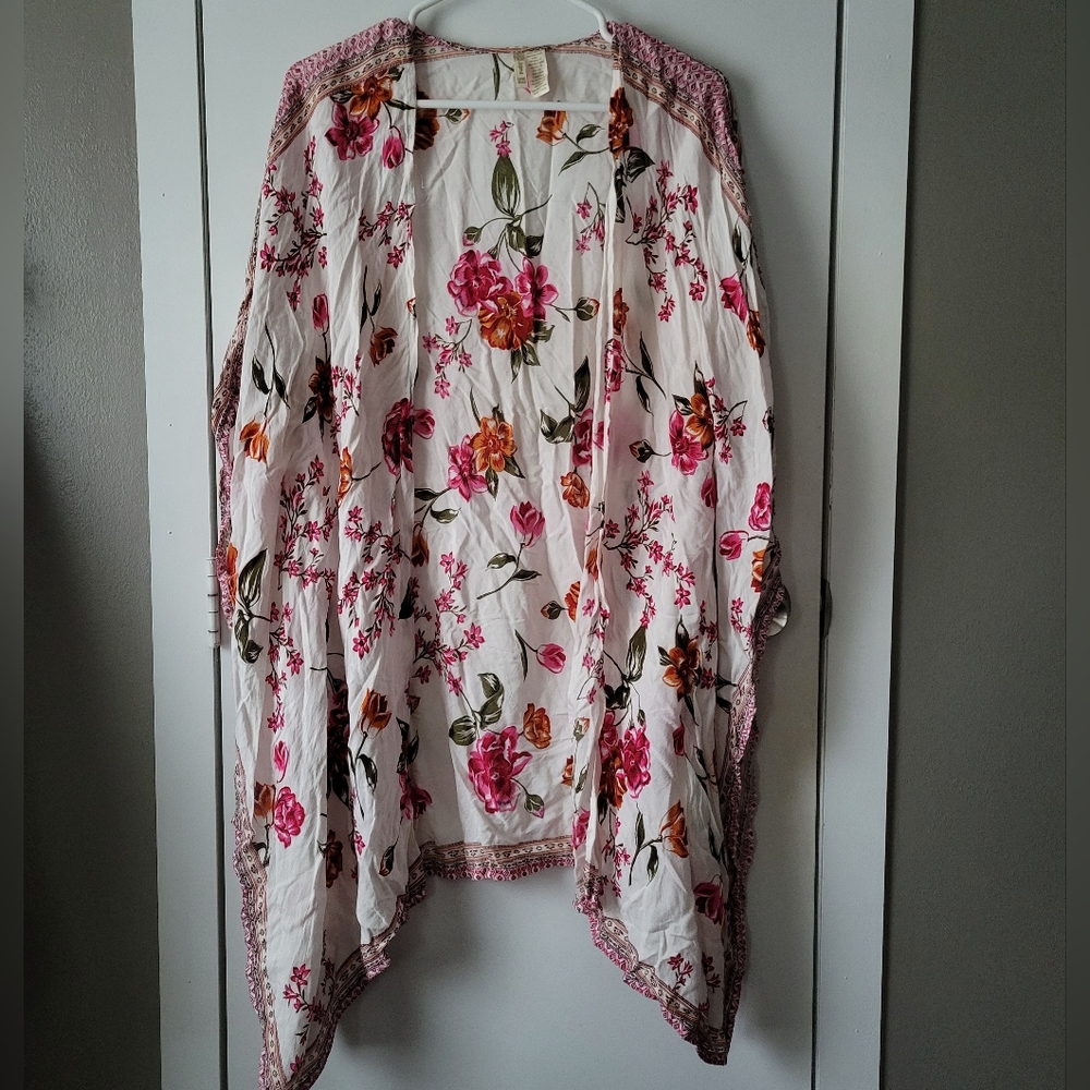 Japna floral kimono shawl cover up